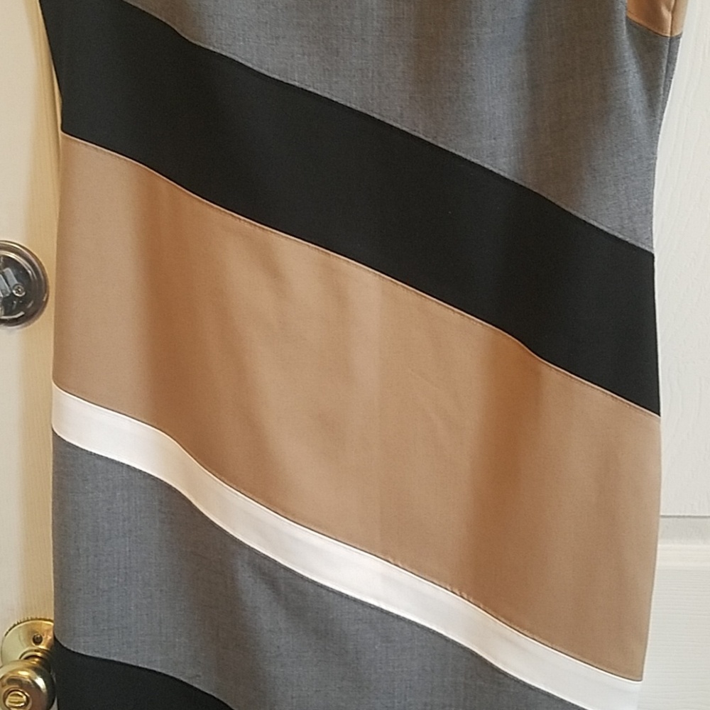 Dress - Picture 2 of 5